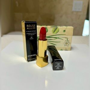 CHANEL Rouge Allure Luminous Intense Lip Colour In Pirate 99